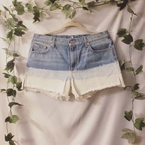 7 For all of Mankind Vintage Shorts. SIZE 31